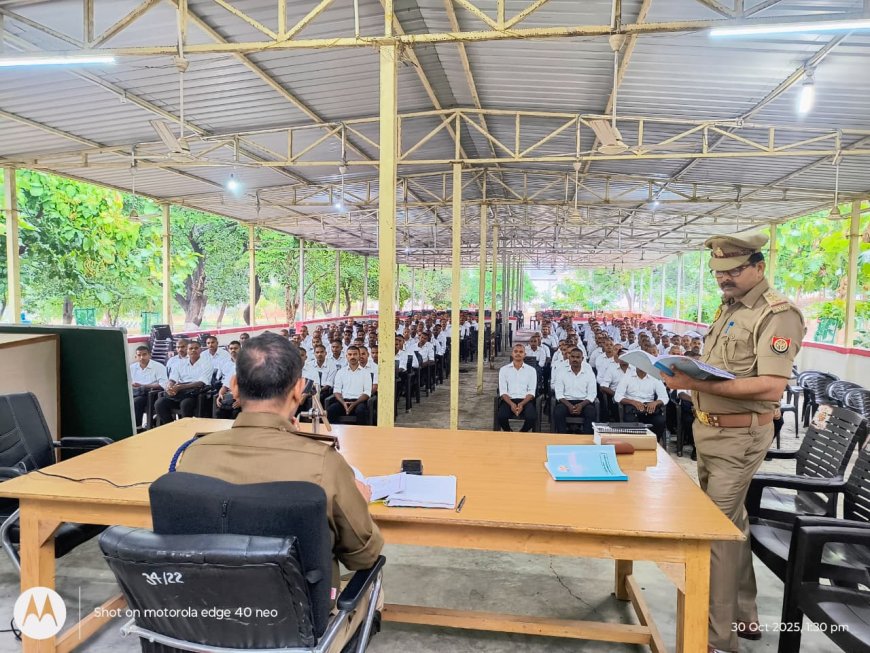 अपर पुलिस अधीक्षक चित्रकूट ने पुलिस लाइन चित्रकूट स्थित कान्हा सभागार में आधारभूत प्रशिक्षण प्राप्त कर रहे रिक्रूट आरक्षियों को NCL (नये आपराधिक कानून) जागरूकता अभियान 2.0 के सम्बन्ध में बताया गया