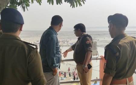 कार्तिक पूर्णिमा पर लाखों श्रद्धालु ने लगाई आस्था की डुबकी