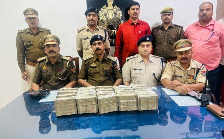 चुनाव से पहले गोरखपुर में एक करोड़ रुपये की नकदी बरामद — जीआरपी ने वैशाली एक्सप्रेस से पकड़ा युवक