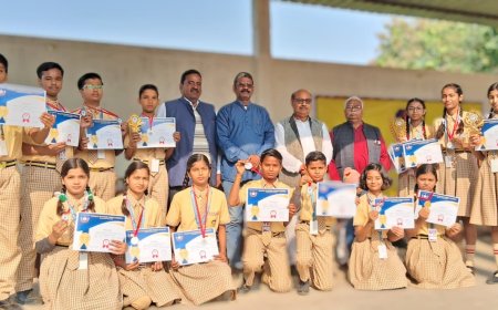 राष्ट्रीय शिक्षा दिवस पर प्रसाद कुंवर पब्लिक स्कूल में प्रतियोगी परीक्षा कें प्रतिभाशाली छात्र-छात्राओं को किया गया सम्मानित