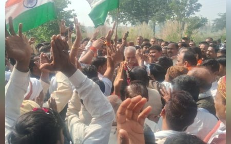 पूर्व मंत्री धुन्नी सिंह की अगुवाई में कड़ी सुरक्षा व्यवस्था में निकली एकता पद यात्रा