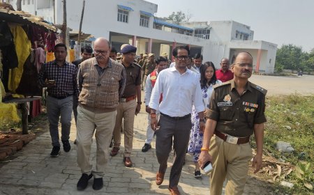 जिलाधिकारी एवं पुलिस अधीक्षक  द्वारा नगर पालिका परिषद चित्रकूटधाम की सफाई व्यवस्था अन्तर्गत सॉलिड वेस्ट मैनेजमेन्ट में प्रयुक्त वाहन गैराज का औचक निरीक्षण किया गया।