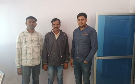 साइबर हेल्प डेस्क टीम द्वारा ऑनलाइन धोखाधड़ी से फ्राड हुई 40 हजार रुपये की सम्पूर्ण धनराशि वापस कराकर पीड़ित के चेहरे पर लौटाई मुस्कान ।