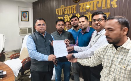 उत्तर प्रदेश लेखपाल संघ ने अपनी मांगों को लेकर धरना देकर ज्ञापन तहसीलदार बालेन्दु भूषण वर्मा को सौंपा