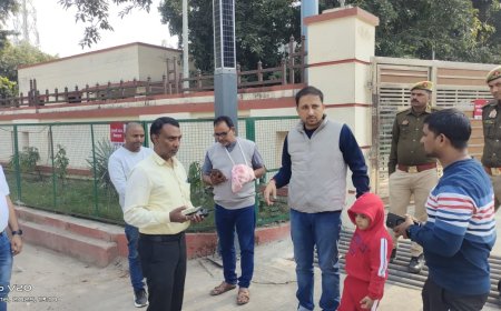 सफाई और हरियाली को लेकर नगर आयुक्त का औचक निरीक्षण, लापरवाही पर कड़ा रुख