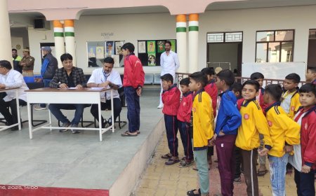 अटल बिहारी वाजपेयी राष्ट्रीय ग्रामीण स्वास्थ्य मिशन में स्वास्थ्य शिविर का आयोजन