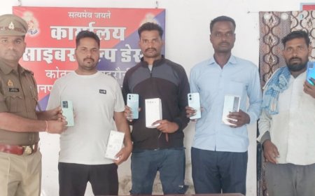 महरौनी पुलिस द्वारा 6 गिरे खोये हुए मोबाइल फोन अनुमानित कीमत करीब 91,200  रूपया बरामद कर उनके स्वामियों को सुपुर्द कर चेहरे पर लौटाई मुस्कान ।
