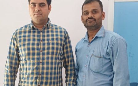 पुलिस द्वारा त्रुटिवश दूसरे के खाते में गई सम्पूर्ण धनराशि 50 हजार वापस कराकर पीड़ित के चेहरे पर लौटाई मुस्कान ।