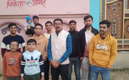 एसडीएम कॉलोनी शोभा सिंह का पुरवा  में  लटक रही कटी करंट दौड़ती केविलों से बना है जान का खतरा