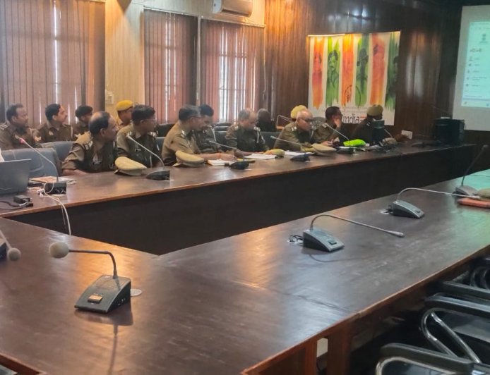 पुलिस कार्यालय स्थित राघव प्रेक्षागार में iRAD/eDAR के सम्बन्ध में विवेचकों को दिया गया प्रशिक्षण