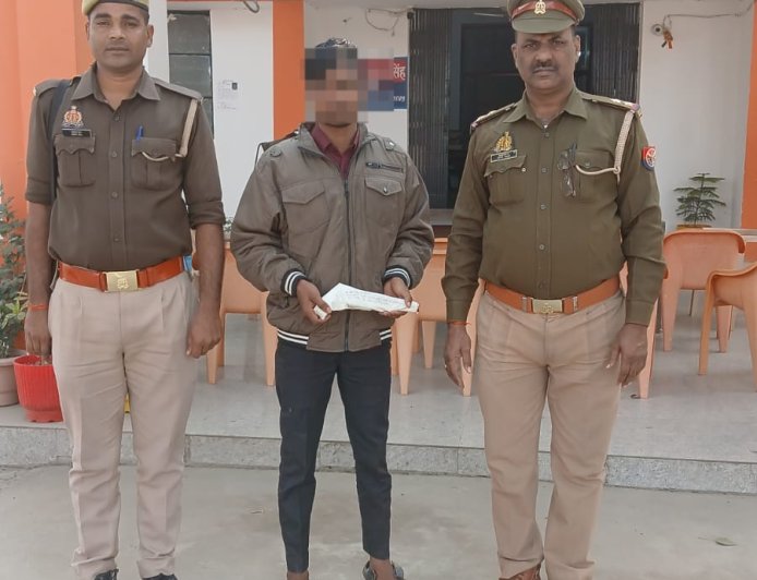 थाना पहाड़ी पुलिस ने 01 अभियुक्त को 01 अवैध देशी तमंचा व 01 अदद जिंदा कारतूस के साथ गिरफ्तार किया