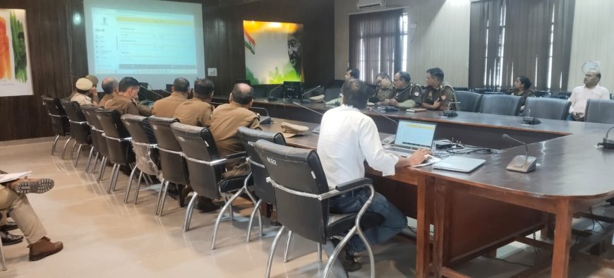 पुलिस कार्यालय स्थित राघव प्रेक्षागार में iRAD/eDAR के सम्बन्ध में विवेचकों को दिया गया प्रशिक्षण