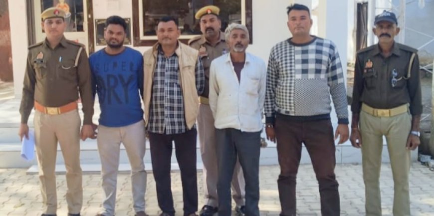 थाना महरौनी पुलिस द्वारा चार नफर वारण्टी अभियुक्तो को किया गिरफ्तार