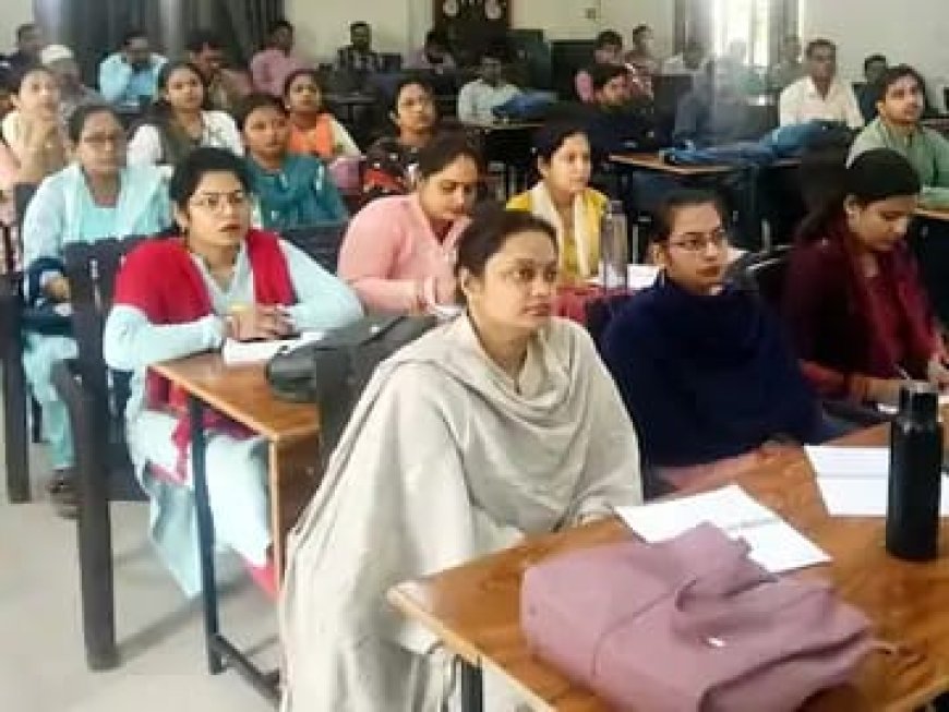 शिक्षको को भाषा शिक्षा और नैतिक मूल्यों पर मिली जानकारी