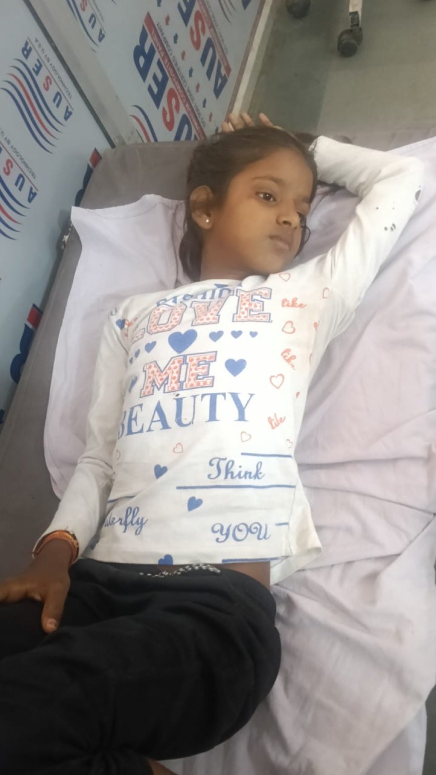 दरवेशपुर गांव में कच्ची दीवार गिरी बालिका हुई घायल संयुक्त चिकित्सालय सिरौलीगौसपुर में चल रहा है उपचार