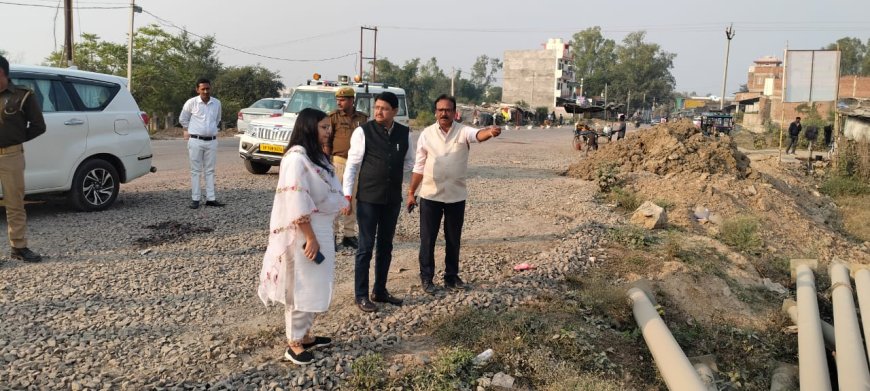 उप परिवहन (परिक्षेत्र), झींसी  के०डीत सिंह गौर द्वारा उप सम्भागीय परिवहन अधिकारी कार्यालय, चित्रकूट का निरीक्षण किया गया।