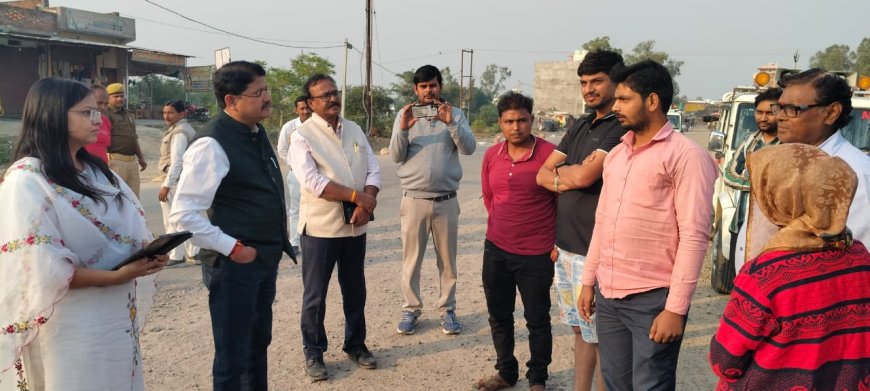 उप परिवहन (परिक्षेत्र), झींसी  के०डीत सिंह गौर द्वारा उप सम्भागीय परिवहन अधिकारी कार्यालय, चित्रकूट का निरीक्षण किया गया।