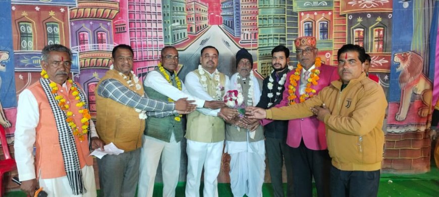 मसौरा में राम-भरत मिलाप लीला का मंचन वर्षों पुरानी परंपरा में श्रद्धालुओं की आंखें हुईं नम