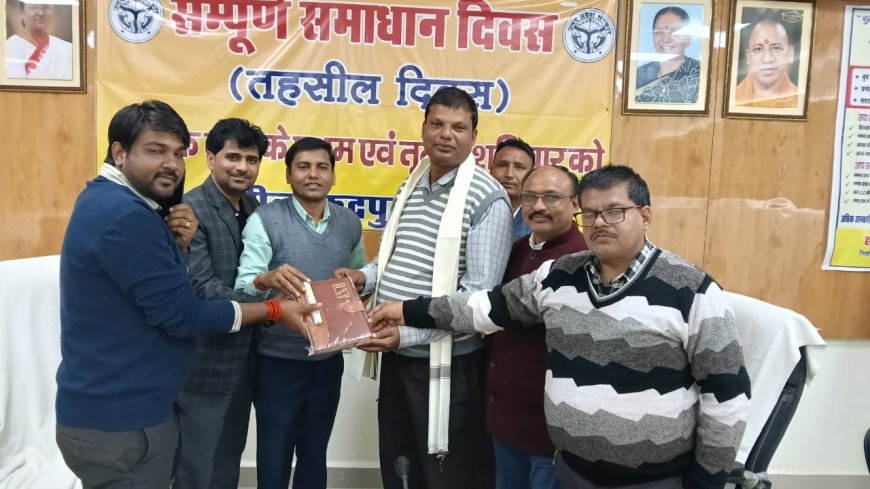 शत-प्रतिशत एसआईआर करने वाले बीएलओ सम्मानित