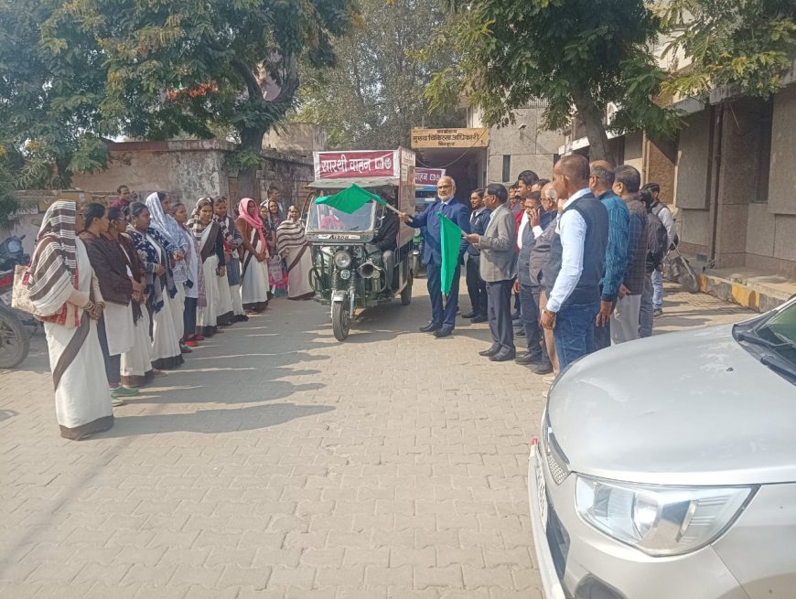 पुरुष नसबन्दी पखवाड़ा के अन्तर्गत मुख्य चिकित्सा अधिकारी, डा० भूपेश द्विवेदी द्वारा हरी झण्डी दिखाकर सारथी वाहन को रवाना किया गया।