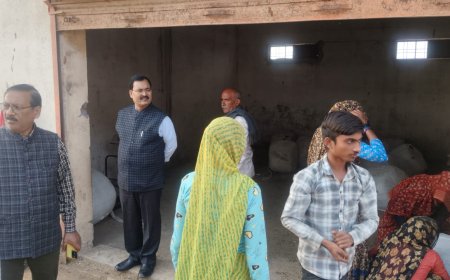 श्रम विभाग द्वारा बाल श्रम रोको अभियान के तहत नगर क्षेत्र पाली व ब्लाक बिरधा में बाल श्रम से मुक्त कराये गये चार बाल किशोर श्रमिक चार दुकानदारों को दिये नोटिस