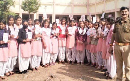 मिशन शक्ति अभियान के अन्तर्गत छात्राओं महिलाओं को किया जागरूक