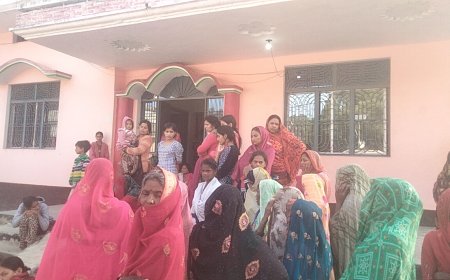 बस की चपेट में आने से बाइक सवार की हुईमौत गोपीगंज -