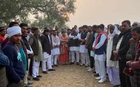 पूर्व कैबिनेट मंत्री अरविंद कुमार सिंह गोप ने अनिल कुमार यादव को श्रद्धांजलि दी