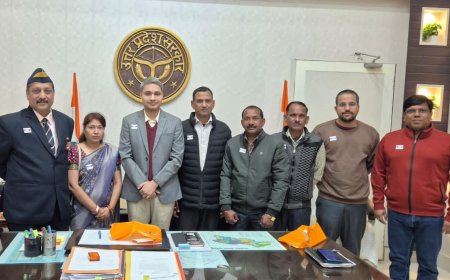 शहीद परिवारों के कल्याण के लिए आगे आए जिला अधिकारी