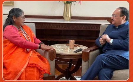 साध्वी निरंजन ज्योति को लेकर बड़ा फैसला होने वाला है इस फोटो से तेज हो गई यूपी प्रदेश अध्यक्ष की अटकलें