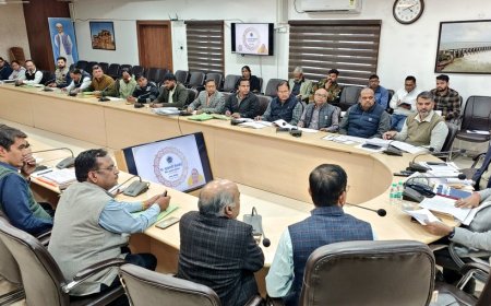 मुख्यमंत्री डैशबोर्ड की रैंकिंग में ललितपुर टॉप टेन में शामिल, राजस्व एवं विकास कार्यों में मिला 8वा स्थान