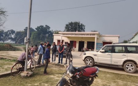 सहायक विकास अधिकारी पंचायत मनोज मिश्रा ने सैदनपुर विद्यालय तथा परसा द्वितीय मे प्रेरणा ऐप में एम डी एम की गुणवत्ता परखी