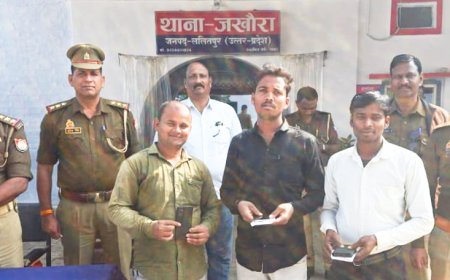 जखौरा पुलिस द्वारा तीन गिरे खोये हुए मोबाइल फोन अनुमानित कीमत करीब 38780 हज़ार रुपये को बरामद कर उनके स्वामियों को सुपुर्द कर चेहरे पर लौटाई मुस्कान