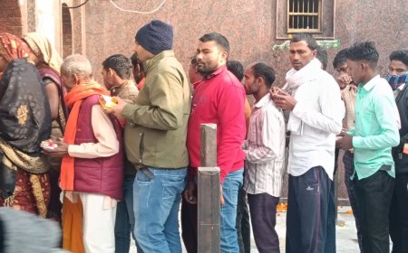 बडे बाबा की ब्रहृमुहूर्त की महाआरती में सैकड़ों श्रद्धालु हुए शामिल