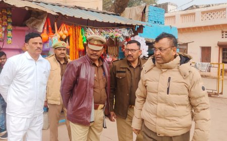 अपर पुलिस अक्षीक्षक चित्रकूट द्वारा पौष अमावस्या मेला को सकुशल संपन्न कराए जाने के दृष्टिगत रामघाट,निर्मोही अखाड़ा मेला क्षेत्र का भ्रमण कर सुरक्षा व्यवस्था का जायजा लिया गया