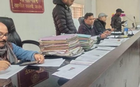 एसडीएम व तहसीलदार की मौजूदगी में विशेष प्रगाढ़ पुनरीक्षण मैपिंग कार्य तेज,80 फीसदी काम निपटा