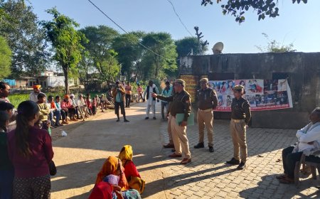 बाल विवाह मुक्त भारत पुलिस ने ग्रामीणों को दिलाई कानून की जानकारी