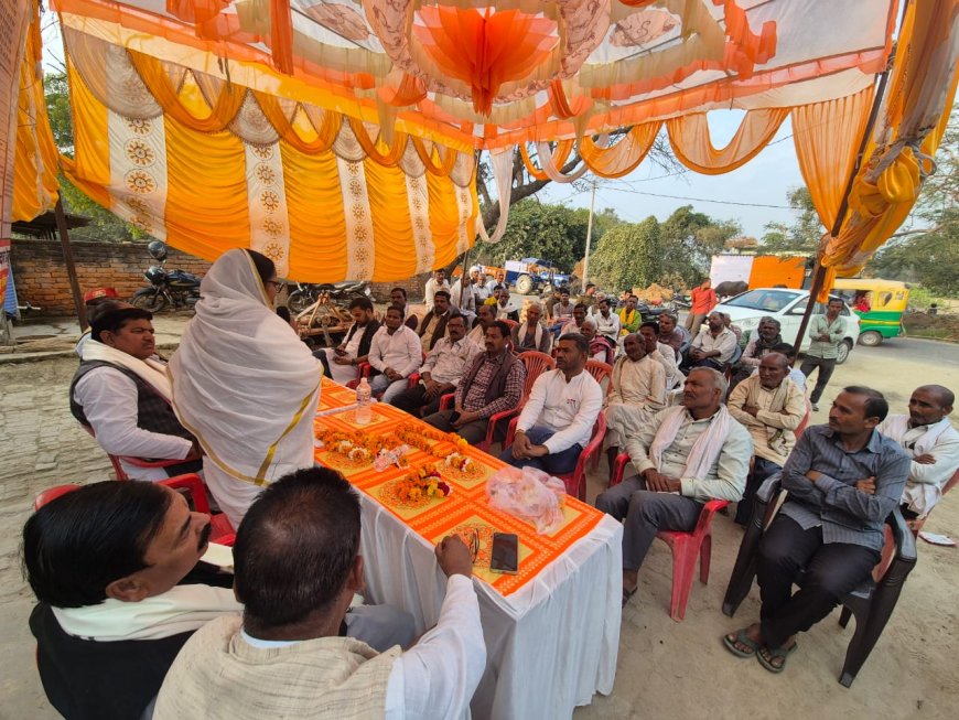 विधायक उषा मौर्य ने लोगों को जागरूक करके भरवाया SIR फॉर्म