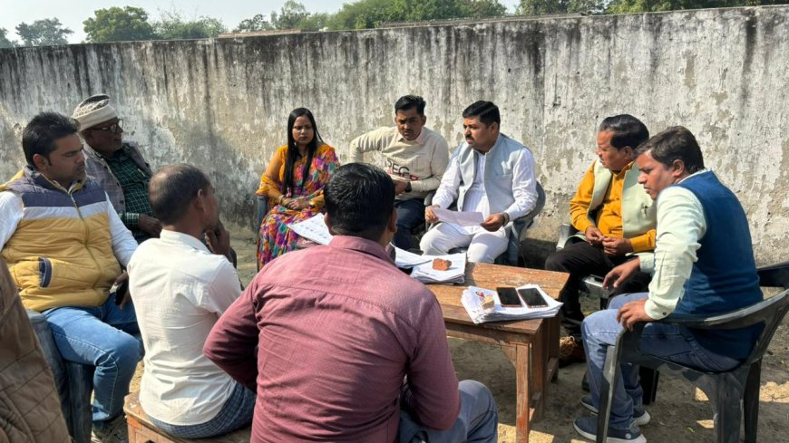 भाजपा बूथ प्रवासी नेत्री सुरभि सिंह वर्मा ने किन्तूर बूथ का निरीक्षण किया