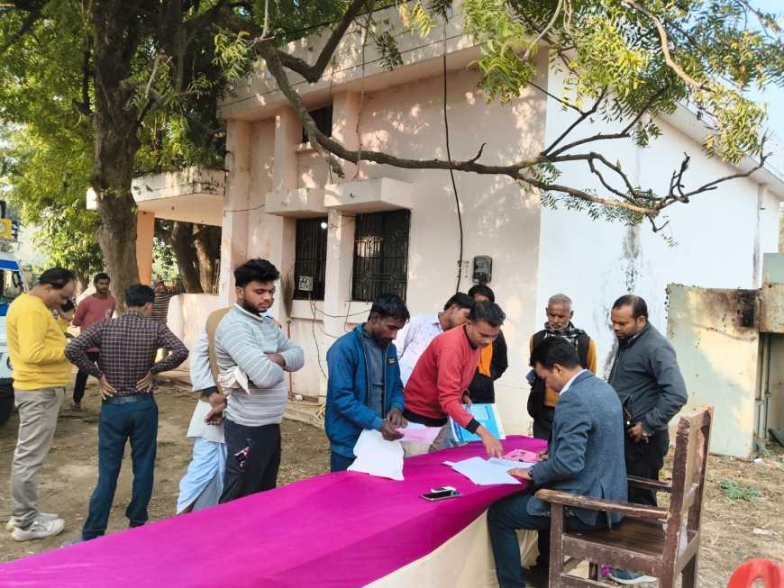 विद्युत उपकेंद्र सिरौलीगौसपुर में विद्युत कैम्प लगाया गया।