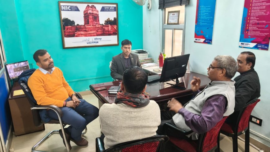 संयुक्त निदेशक एनआईसी उत्तर प्रदेश द्वारा जनपदीय भ्रमण