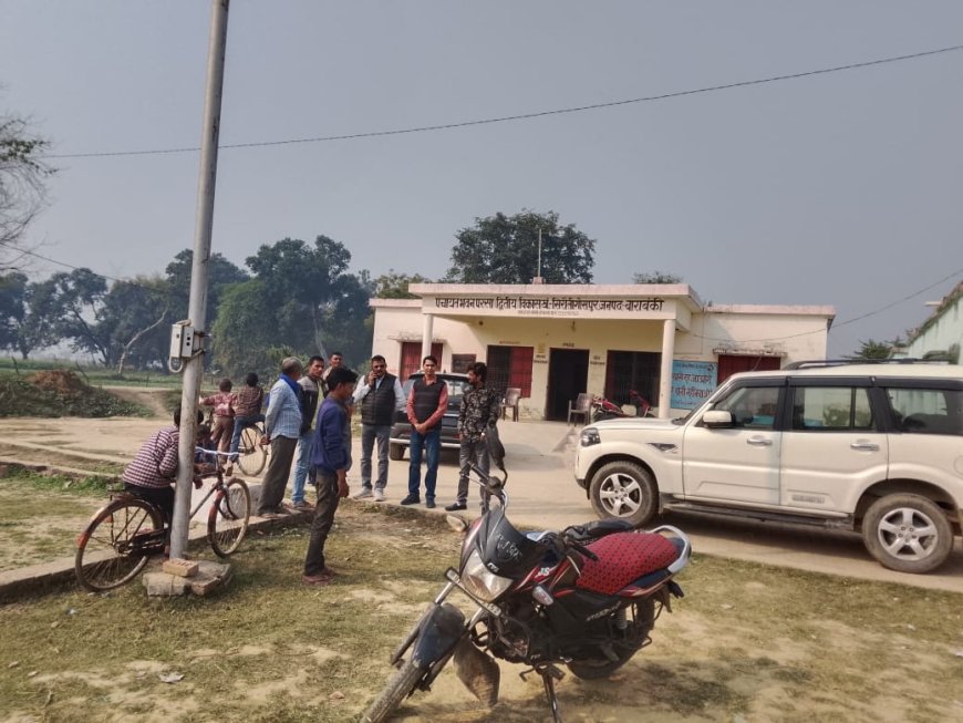 सहायक विकास अधिकारी पंचायत मनोज मिश्रा ने सैदनपुर विद्यालय तथा परसा द्वितीय मे प्रेरणा ऐप में एम डी एम की गुणवत्ता परखी