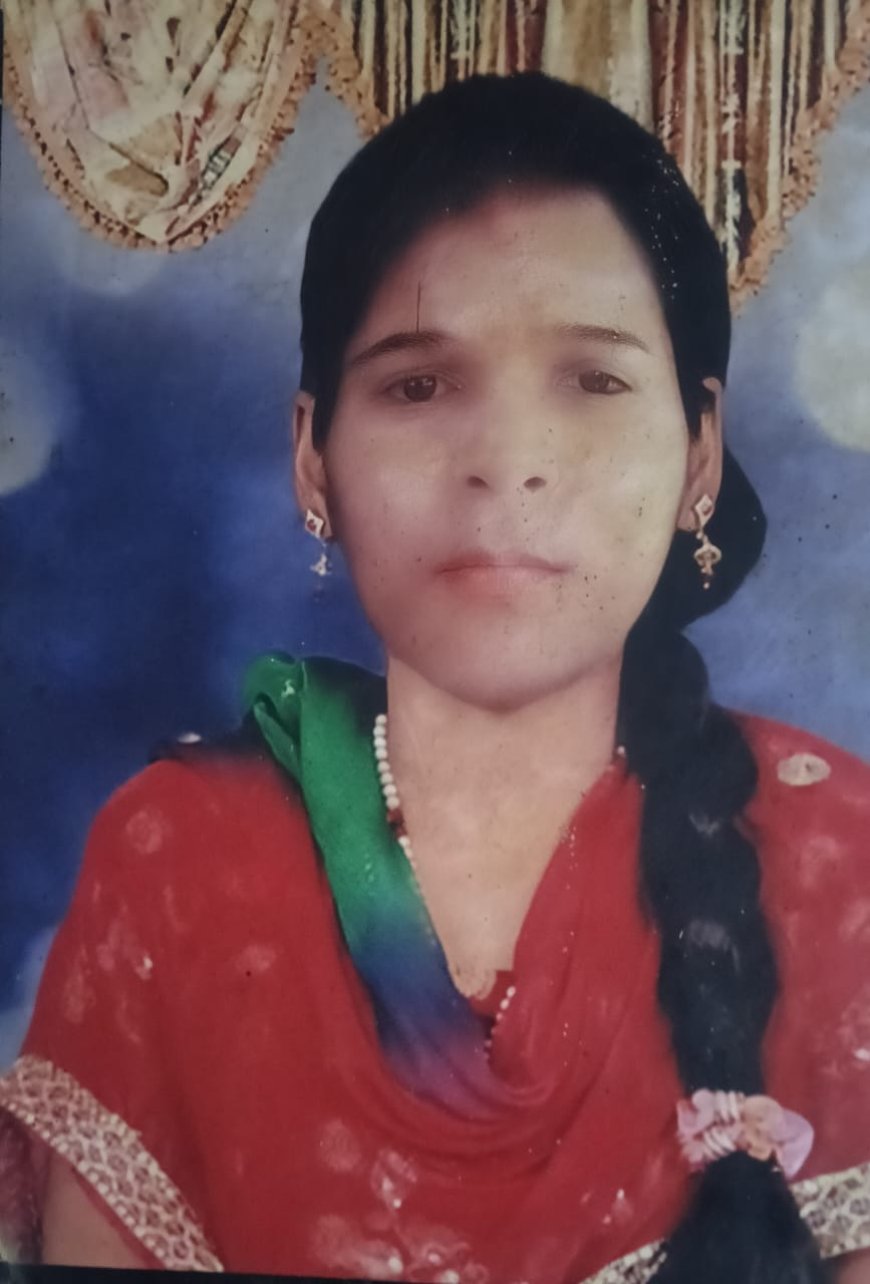 स्वर्गीय पारुल रावत की बारहवीं पुण्यतिथि पुष्पांजलि अर्पित कर मनाई गई