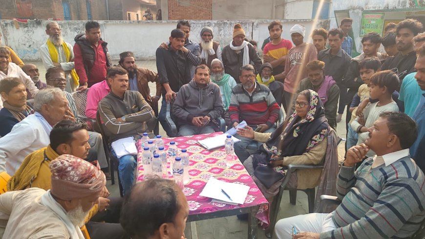 इदरीशपुर में 2003 की ओटर लिस्ट न मिलने से ग्रामीणों में चिंता का माहौल