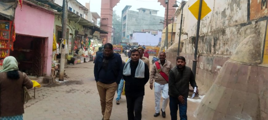 नगर पालिका परिषद चित्रकूटधाम क्षेत्र में आगामी अमावस्या मेला को दृष्टिगत रखते हुए अपर जिलाधिकारी  द्वारा व्यवस्थाओं का निरीक्षण किया गया