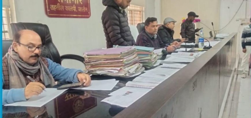 एसडीएम व तहसीलदार की मौजूदगी में विशेष प्रगाढ़ पुनरीक्षण मैपिंग कार्य तेज,80 फीसदी काम निपटा