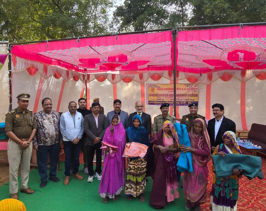 इण्टरनेशनल पायनियर्स क्लब ने पुलिस अधीक्षक चित्रकूट  अरुण कुमार सिंह" की अध्यक्षता में थाना- बहिलपुरवा , मानिकपुर अन्तर्गत सास-बहू महिला चौपाल लगाकर जागरूक करने के साथ-साथ कम्बल व साडी़ वितरण कार्यक्रम किया गया....