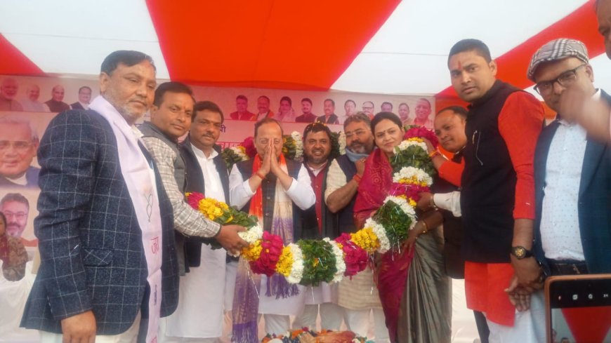 अटल के आदर्शों पर चलने का संकल्प, खेरागढ़ में भाजपा का भव्य कार्यक्रम