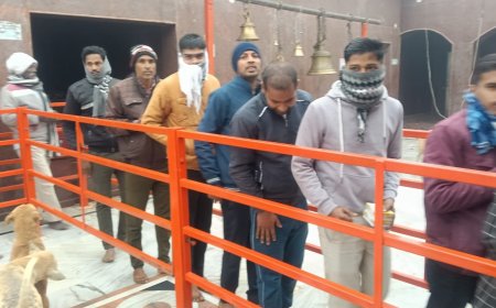 बडे बाबा के साप्ताहिक मंगलवार मेला में उमडा आस्था का जन सैलाव