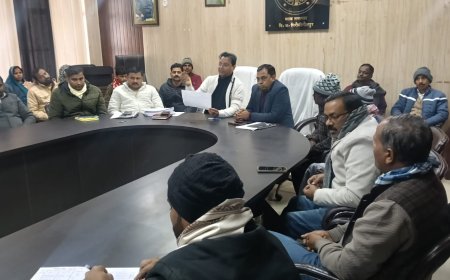 ब्लॉक सभागार सिरौलीगौसपुर में राष्ट्रीय आजीविका मिशन की बैठक हुई